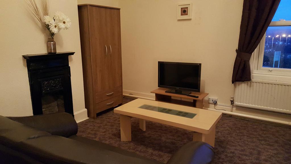 Station Hotel Hucknall Dış mekan fotoğraf