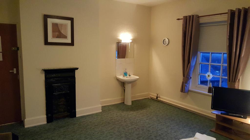 Station Hotel Hucknall Dış mekan fotoğraf